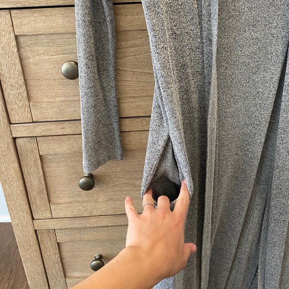 Floor length grey cardigan with pockets - Picture 2 of 4